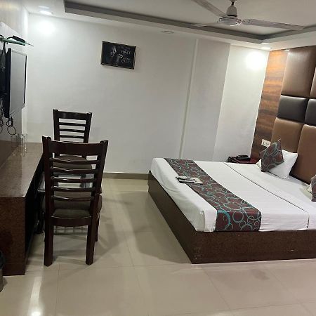 Hotel Le Mount Near Igi Airport New Delhi Eksteriør bilde