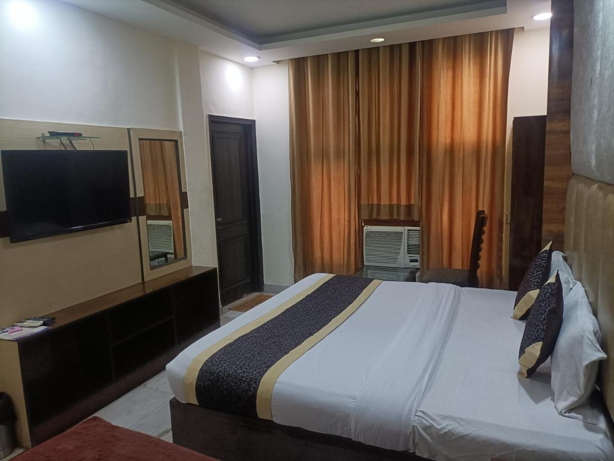 Hotel Le Mount Near Igi Airport New Delhi Eksteriør bilde